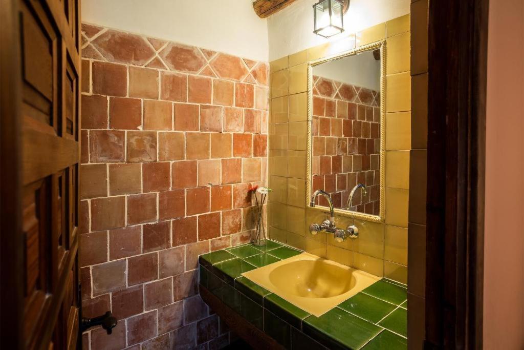 Albergue Rural De Guara Alquézar Εξωτερικό φωτογραφία