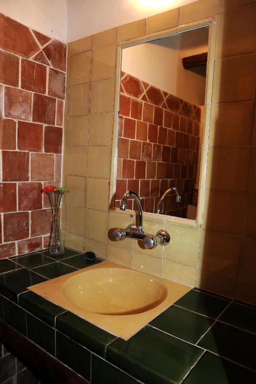 Albergue Rural De Guara Alquézar Δωμάτιο φωτογραφία